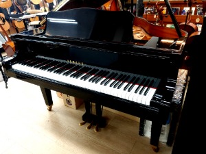 야마하 베이비 그랜드 피아노 G1 1991